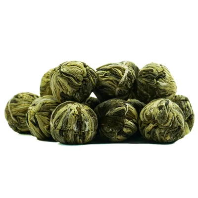 Produktbild von Teerosen Rosen Tee 100g mit Grüntee, Jasminblüten und Rosenblüten aus Fujian China handgebundene Spezialität Region Fuding & Zhenghe