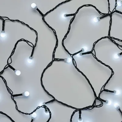 Produktbild von EMOS LED-Lichterkette kaltweiß für Innen und Außen, 8m lang mit 80 LEDs in Kugelform, 6 h Timer, Netzteil und Trafo, D5AC02