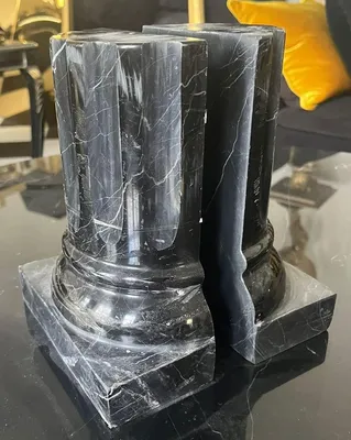 Zdjęcie produktu dla Casa Padrino zestaw marmurowych podpórek do książek Barokowe Kolumny Czarny wys. 21 cm