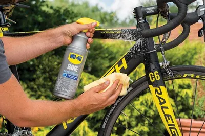 Immagine prodotto di DETERGENTE UNIVERSALE PER BICI 'WD-40' 500 ml
