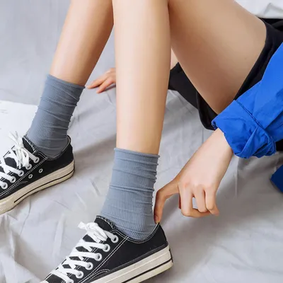 Produktbild von Dünne, nahtlose Zehensocken aus Baumwolle für Damen