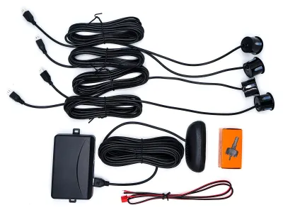 Produktbild von Rückfahrwarnsystem für Autos mit 4 Sensoren und digitalem LCD-Display