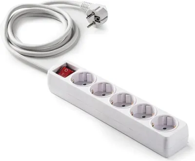 Produktbild von Famatel 5 Steckdosen Mit Schalter Mehrfachsteckdose 3 M Silber One Size / EU Plug 220V Silber One Size
