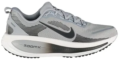 Produktbild von Nike Vomero 18 Laufschuhe Grau EU 44 Mann Grau EU 44