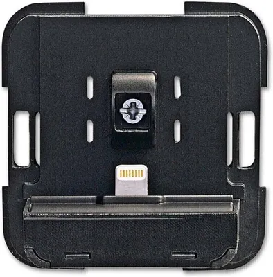 Produktbild von BUSCH-JAEGER Bedienelement USB sw mt Schraubbef m.Aufdr