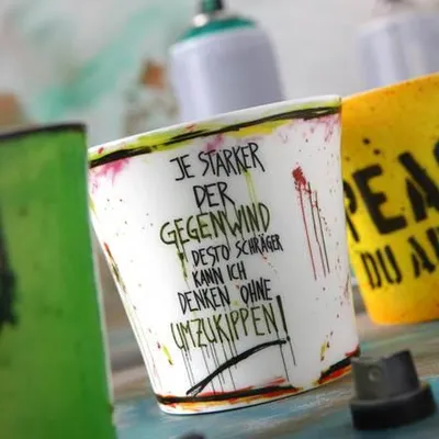 Obrázok produktu pre Šálka Goebel Frank Hummel "Gegenwind"
