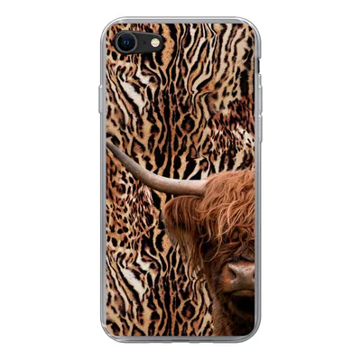 Produktbild von MuchoWow® Handyhülle Schutzhülle Hülle für iPhone SE 2020 Schottischer Highlander - Kuh - Pantherdruck Silikon Softcase Handy Hülle - Kartenbesitzer