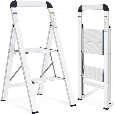 Immagine prodotto di Scala pieghevole in alluminio Famanu, 2 gradini - Scala domestica antiscivolo, colore argento