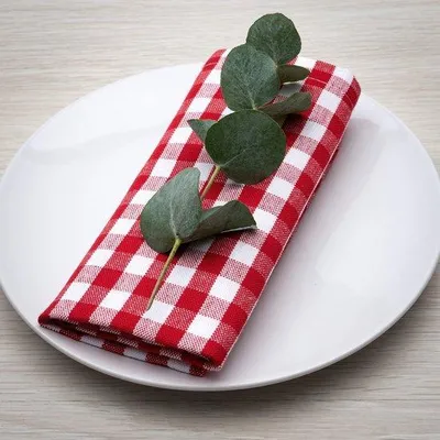 Obrázek produktu pro Ibenzoa® Sada 8 látkových ubrousků, 45 x 45 cm – směs lnu a bavlny, skandinávský vzor s diamanty, předem vyprané, stálobarevné a nesrazitelné, barvy: červená/modrá/béžová/zelená/šedá