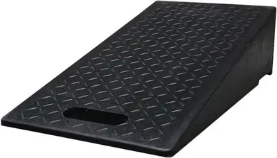 Produktbild von Tragbare Perlen, Gummi-Schwellenplatten mit Griffen, Antriebsplatten für Autos, Motorräder, Rollstuhlfahrer, Fahrräder (6,3"/16cm)