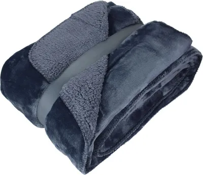 Produktbild von Kuscheldecke mit Flanell und Sherpa 150x200cm Kuscheldecke in 9 Farben