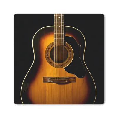 Produktbild von MuchoWow® Mauspad Mousepad Akustische Gitarre auf schwarzem Hintergrund 20x20 cm - Mousepads - Maus Mat - Pad - Mausunterlage - Desk Mat - Bureauartikeln