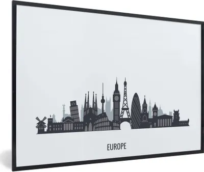 Produktbild von MuchoWow® Gerahmtes Poster Europa - Skyline - Schwarz - Weiß 90x60 cm - Poster mit Schwarzem Bilderrahmen Wandposter Rahmen Foto Bilder - Fotorahmen - Foto-Plakat