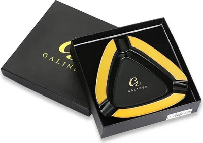 Obrázek produktu pro Keramický popelník, přenosný design se 3 štěrbinami, elegantní dárková krabička v balení, černá barva