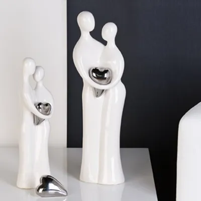 Produktbild von Skulptur Paar mit Herz aus Keramik 39 cm Kunst Art Figur