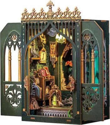 Obrázok produktu pre Habarri | DIY Book Nook - Mimoriadny herbár - 3D puzzle - Miniatúrny Domček s Nábytkom a LED Osvetlením