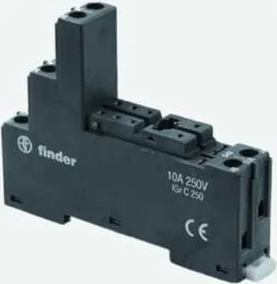 Produktbild von Finder Relaisfassung 95.05.0 mit Schraubklemmen für Relais 40.52, 40.61 und Modulreihe 99.02