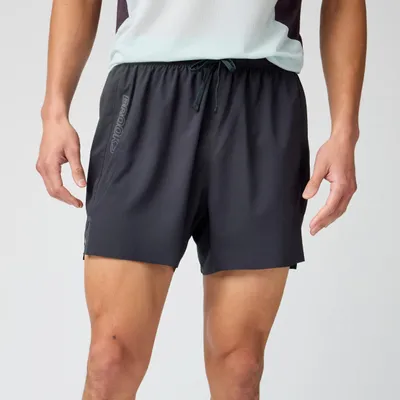 Produktbild von Brooks Cascadia Herren Short schwarz SCHWARZ L