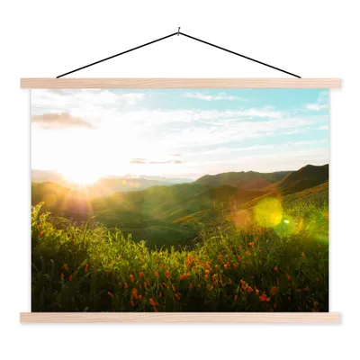 Produktbild von MuchoWow® Textilposter Hügel - Sonnenuntergang - Gras - Grün 60x45 cm mit holzfarbenen Rahmen - Bild