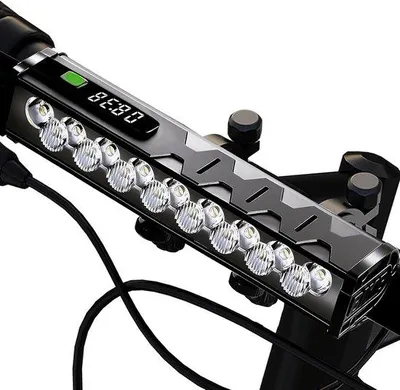Immagine prodotto di Luce per bicicletta a 17 LED, 3400 lumen – Ricaricabile tramite USB – Display digitale della batteria