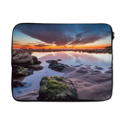 Produktbild von MuchoWow® Laptop Hülle 17 Zoll Laptoptasche Felsen - Wasser - Natur - Zipper - Schutzabdeckung