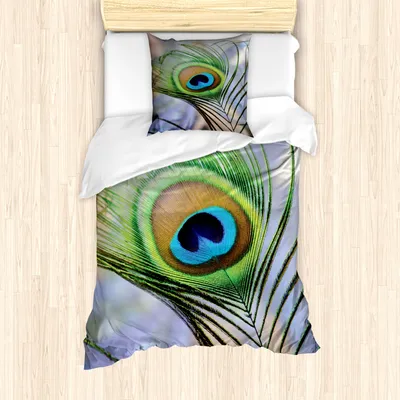Produktbild von ABAKUHAUS Pfau Mantele, Bäume Vögel und Feder, Milbensicher Allergiker geeignet mit Kissenbezügen, 135 cm x 200 cm - 80 x 80 cm, Mehrfarbig