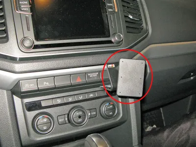 Produktbild von Brodit ProClip Fahrzeughalter 855259 - Winkelbefestigung - Volkswagen Amarok 17-23, Volkswagen Amarok 17-21