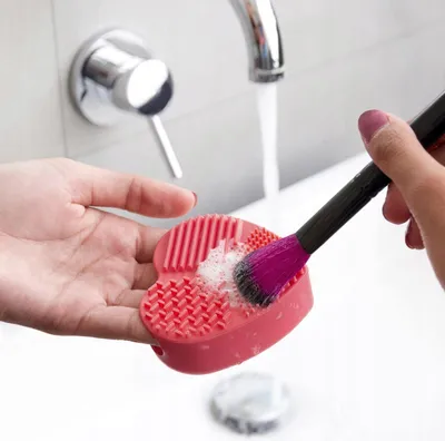 Image de Nettoyeur pour pinceaux de maquillage Heart InnovaGoods