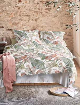 Produktbild von Irisette Easy Soft-Seersucker Bettwäsche 155x220 Blätter weiß grün koralle 8697-90