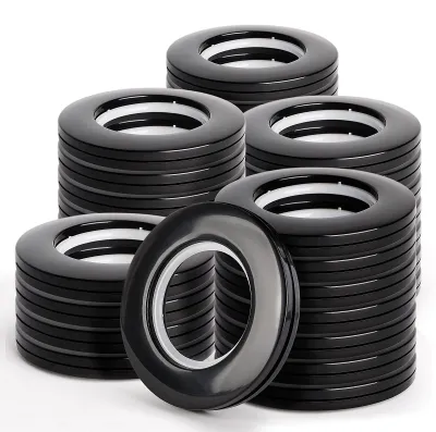 Zdjęcie produktu dla Zestaw 32 plastikowych przelotek do zasłon, czarne, średnica wewnętrzna 40 mm