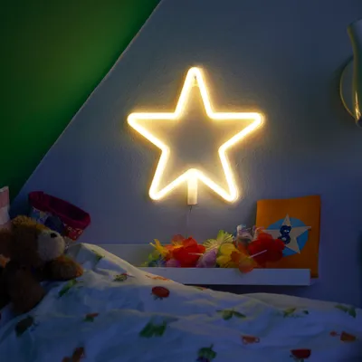 Produktbild von LED Nachtlicht für das Kinderzimmer in 3 schönen Motiven über Batterien oder USB