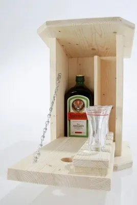 Produktbild von Nistkasten SchnapsBar Zwitscherkasten