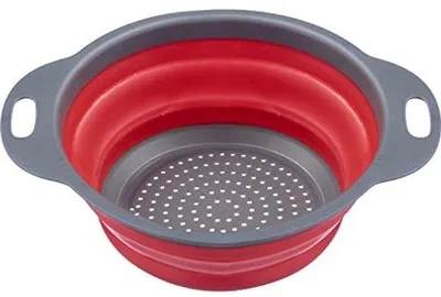 Produktbild von Famanu Sieb 18,5 cm mit Aufhängesystem - Platzsparende Küchenhilfe