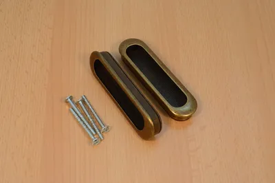 Produktbild von 2 Stück Möbelknöpfe Schrankgriffe Küchengriff Griff Knopf altmessing, 111x30mm