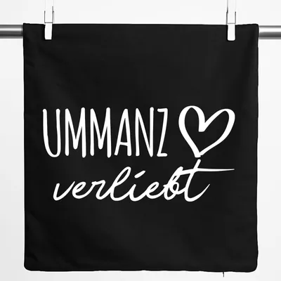 Produktbild von Huuraa Kissenbezug Ummanz verliebt 40x40cm Black Baumwolle Dekokissenbezug Geschenkidee