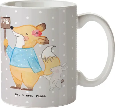 Produktbild von Mr. & Mrs. Panda Kaffeetasse Tierschützerin Herz - Grau Pastell - Geschenk, Kaffeebecher, Becher, Tasse, Pott, Teetasse