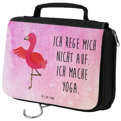 Produktbild von Mr. & Mrs. Panda Kulturbeutel Flamingo Yoga - Aquarell Pink - Geschenk, badtasche, Kosmetiktasche, Namaste, hygienebeutel, Meditieren, Yogapose, Kulturtasche, Yogi