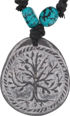Produktbild von Tibetkette aus Schiefer, Nepalschmuck, Amulett, Manistein, Ritualschmuck - Lebensbaum, 4,5*3,5*0,3 cm, Ketten & Modeschmuck für den Hals