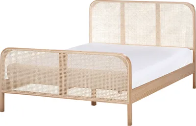 Produktbild von BELIANI Bett Hellbraun aus Kiefernholz mit Wiener Geflecht 140 x 200 cm Lattenrost Hohes Kopfteil Modernes Design Schlafzimmer