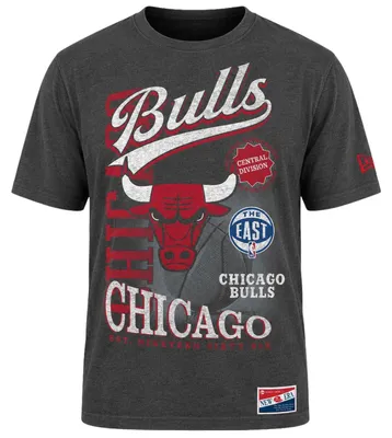 Produktbild von New Era NBA Shirt - GRAPHICS Chicago Bulls schwarz - S