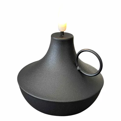 Produktbild von Decostar Countryfield LED Kerze schwarz Öllampenoptik 6/18h Timer 10cm
