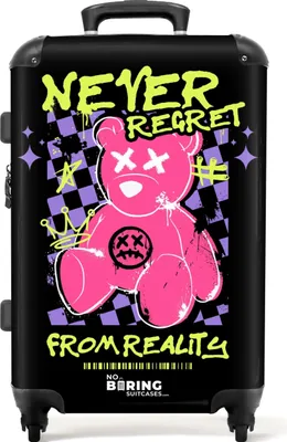 Obrázok produktu pre NoBoringSuitcases.com Tvrdý kufor strednej veľkosti 67x43x25 cm, 72L, farebné graffiti potlače: čierny - medvedík, cestovný kufor na 4 kolieskach
