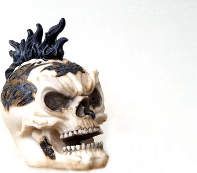 Produktbild von Gothic Deko Figur Sensemann Skelett Skull Reaper Schädel Totenkopf Irokese Punk
