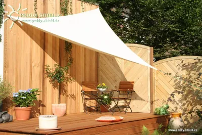 Obrázek produktu pro Trojúhelníková sluneční plachta 360 x 360 x 360 cm - krémová bílá - stínicí tkanina