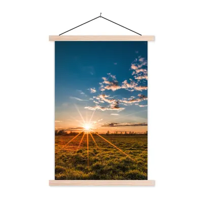 Produktbild von MuchoWow® Textilposter Sonnenuntergang - Natur - Wolken - Gras 120x180 cm mit holzfarbenen Rahmen - Textil-Plakat