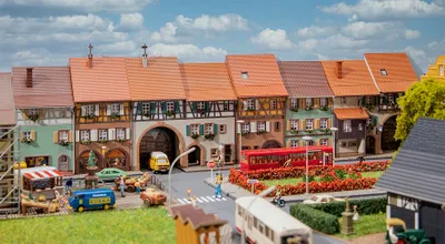 Produktbild von Faller 232174 - 1/160 / N 6 Reliefhäuser Altstadt - Neu