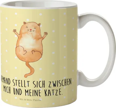 Produktbild von Mr. & Mrs. Panda Kindertasse Katze Umarmen - Gelb Pastell - Geschenk, Plastikbecher, Kindergarten Tasse, Katzenmotive, Trinklernbecher, Cat, Haferl, Katzen, Kater