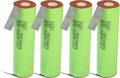 Produktbild von Trade-Shop 4x Samsung ICR18650-30B Lithium-Ion Akku mit U-Lötfahnen versetzt Industrie-Zelle 3000mAh 3,6V/3,7V 6,2A Entladestrom