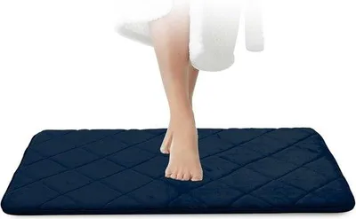 Produktbild von Famanu Badmatte Blau - Pflegeleichte, rutschfeste Badmatte aus viskoelastischem Schaum, 50 x 80 cm