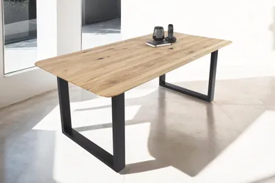Produktbild von Esstisch 180 x 90 cm Lotte, Eichenholz massiv & geölt, Esszimmertisch mit Schweizer Kante/runde Ecken, U-Gestell aus Metall Schwarz, pflegeleichter Holztisch
